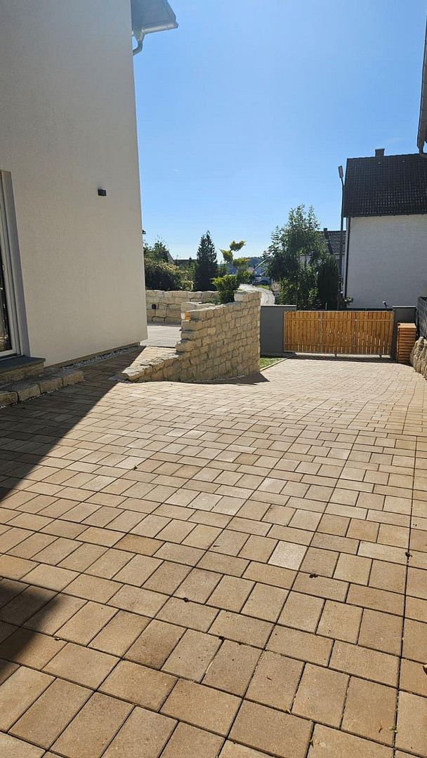 Von privat: neuwertige DHH mit Garage – Denkendorf(Dörndorf) – Vorschaubild 2