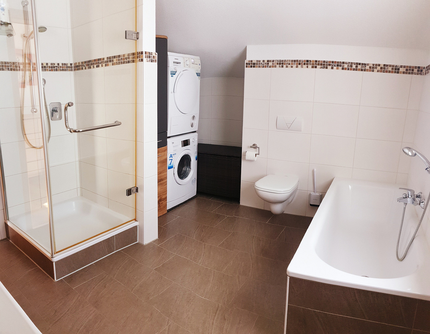 PROVISIONSFREI: Freistehendes Einfamilienhaus mit Erdwärme A+ Energieverbrauch 12,1 kWh/(m²a) – Wilhermsdorf – Vorschaubild 16