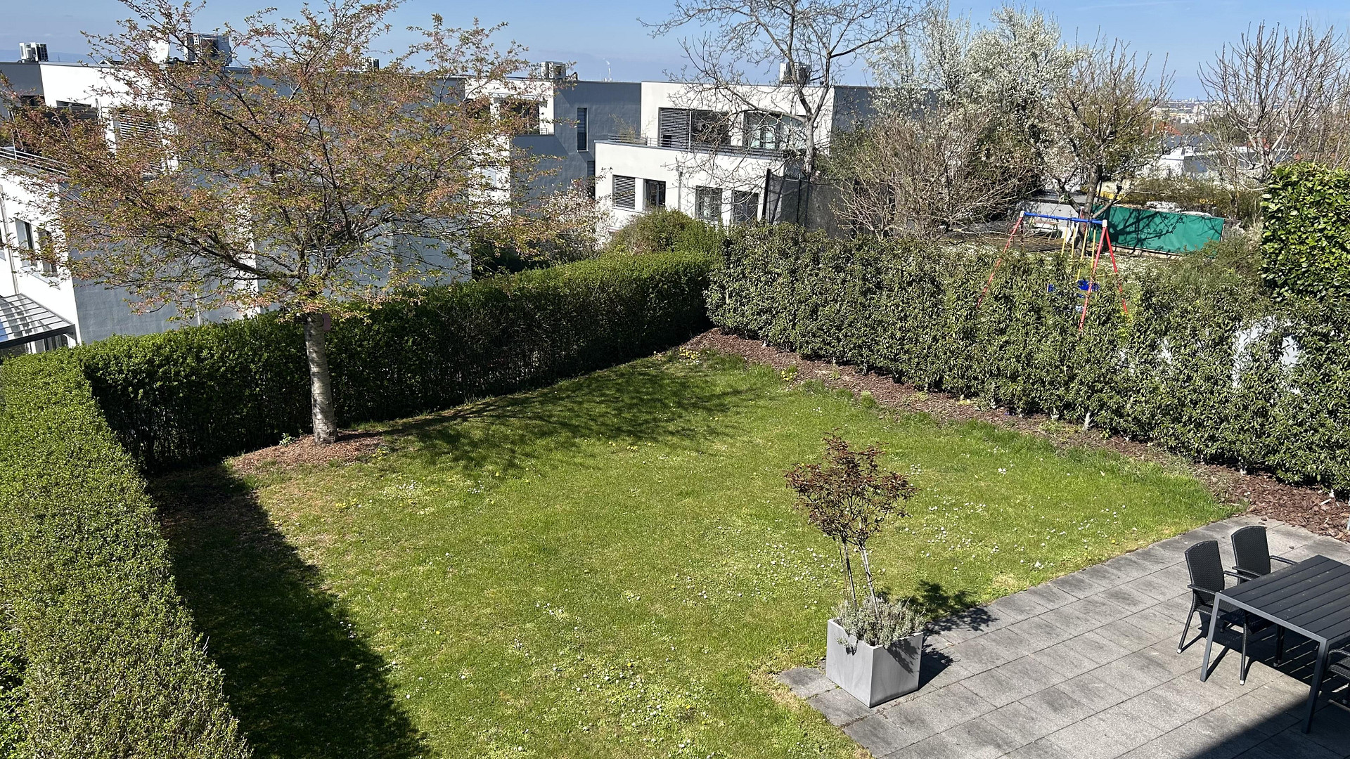 Luxuriöses Niedrigenergiehaus - beste Lage, traumhaften Blick über die Metropolregion Rhein-Neckar – Nußloch – Vorschaubild 3