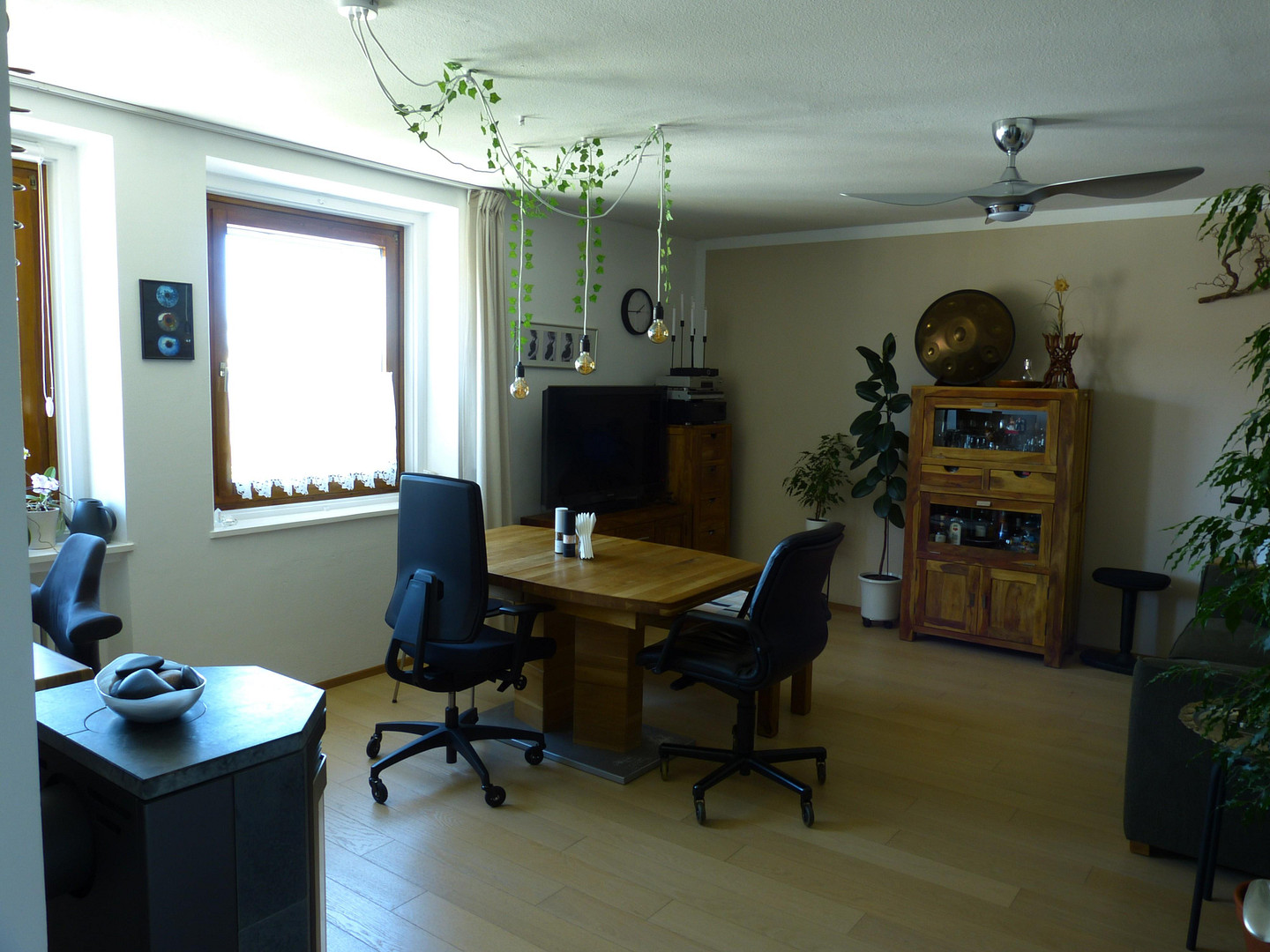 Helle 3,5-Zi.-Altbauwohnung mit Balkon, Kaminofen & unverbaubarem Weitblick in Sendling – Holsteiner Str., 81377 81377 München(Sendling-Westpark) – Vorschaubild 5
