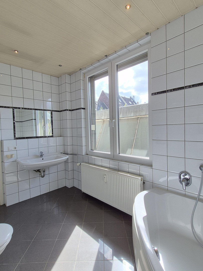 Familiendomizil o. Kapitalanlage mit Loft Charakter + Dachterrasse in zentraler Lage von Krefeld – Kornstraße 74, 47798 Krefeld(Stadtmitte) – Vorschaubild 24