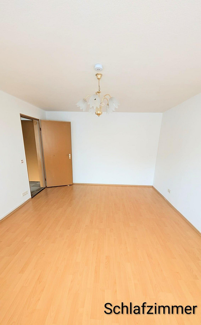 Helle 2-Zimmer-Wohnung in Offenhausen ( Neu-Ulm )-sofort bezugsfrei , ohne Maklerprovision – Schillerstaße 26, 89231 Neu-Ulm – Vorschaubild 11