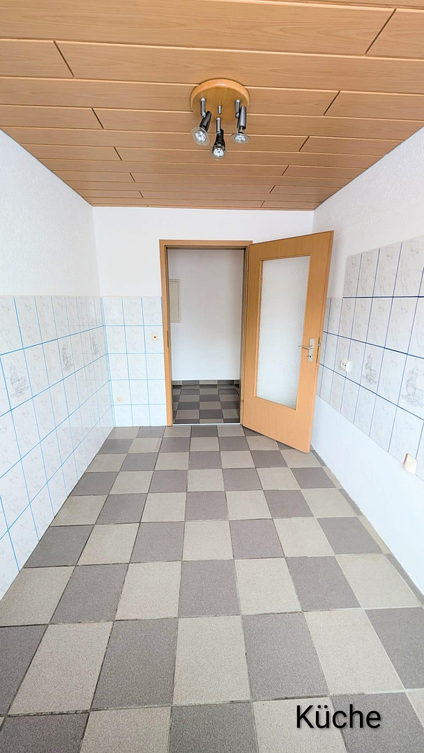 Helle 2-Zimmer-Wohnung in Offenhausen ( Neu-Ulm )-sofort bezugsfrei , ohne Maklerprovision – Schillerstaße 26, 89231 Neu-Ulm – Vorschaubild 5