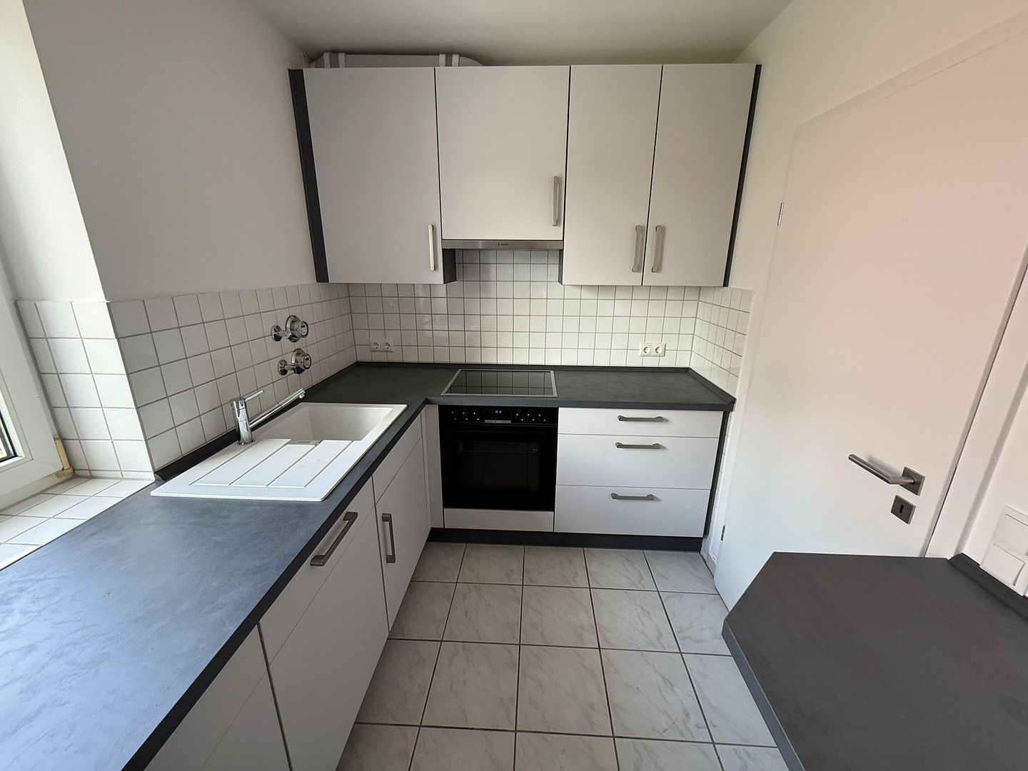 Frisch renovierte 2-Zimmer-Wohnung in zentraler Lage von Henstedt-Ulzburg – Hamburger Str. 21a, 24558 Henstedt-Ulzburg(Ulzburg) – Vorschaubild 7