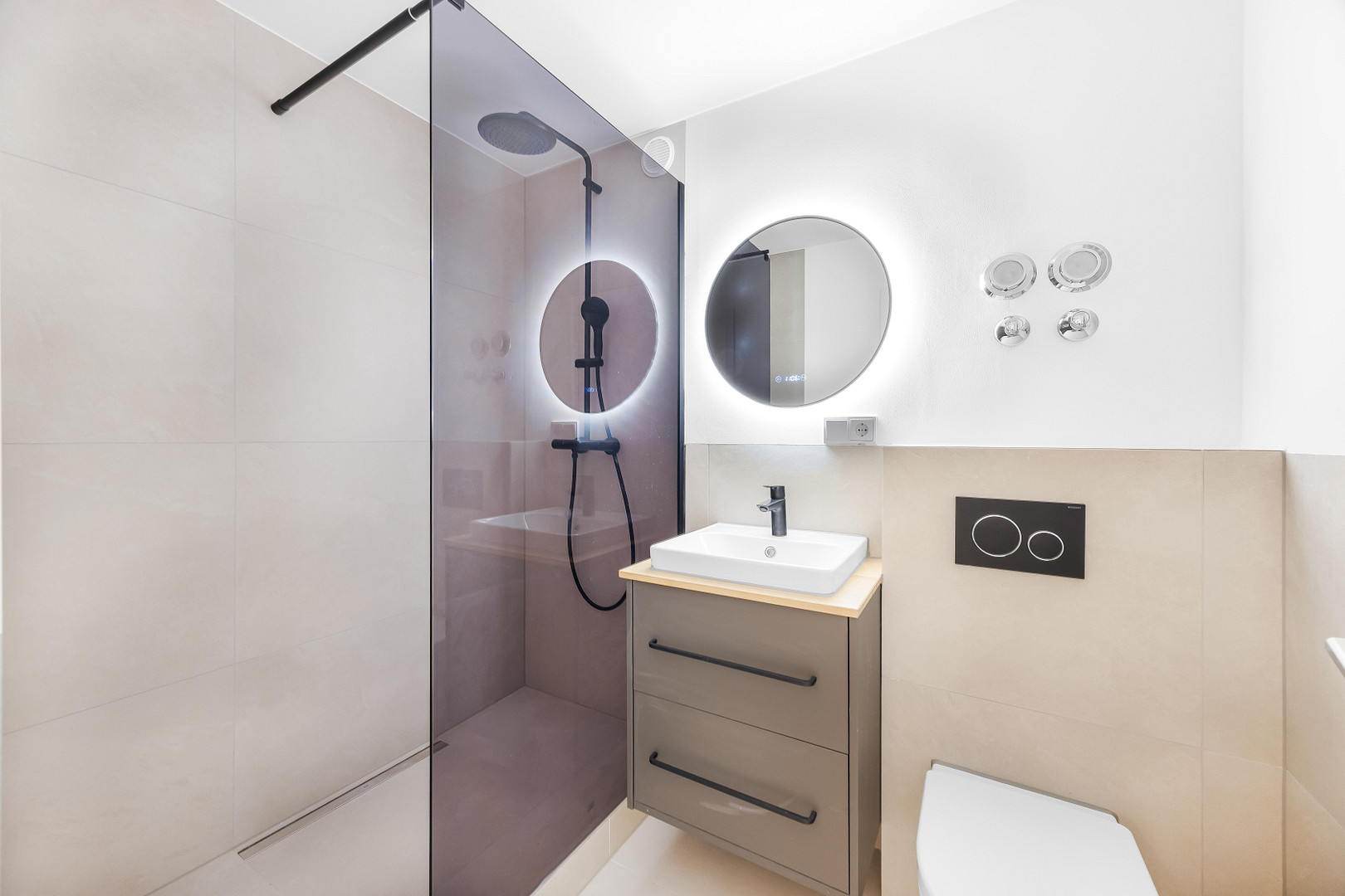 Provisionsfrei von privat - kernsanierte 3-Zimmer-Wohnung m. Balkon, ruhige Lage München Laim – München(Laim) – Vorschaubild 11