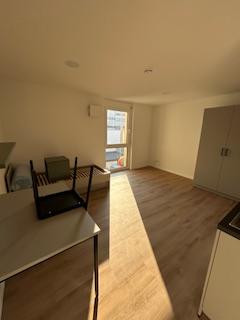 Erstbezug - Möbliertes Studentenapartment in top Lage – Gabelsbergerstraße 20, 91052 Erlangen – Vorschaubild 2