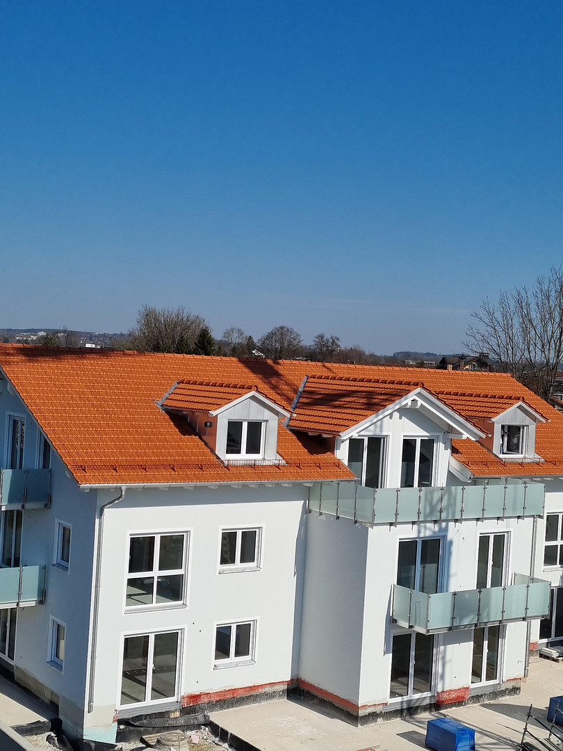 Erstbezug - großzügige bildschöne 3-Zi.-DG-Whg. mit Balkon u. Loggia in Grafing mit Traumblick – Rosenheimer Str. 31, 85567 Grafing(Grafing bei München) – Vorschaubild 3
