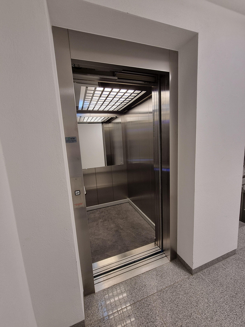 Erstbezug - großzügige bildschöne 3-Zi.-DG-Whg. mit Balkon u. Loggia in Grafing mit Traumblick – Rosenheimer Str. 31, 85567 Grafing(Grafing bei München) – Vorschaubild 4