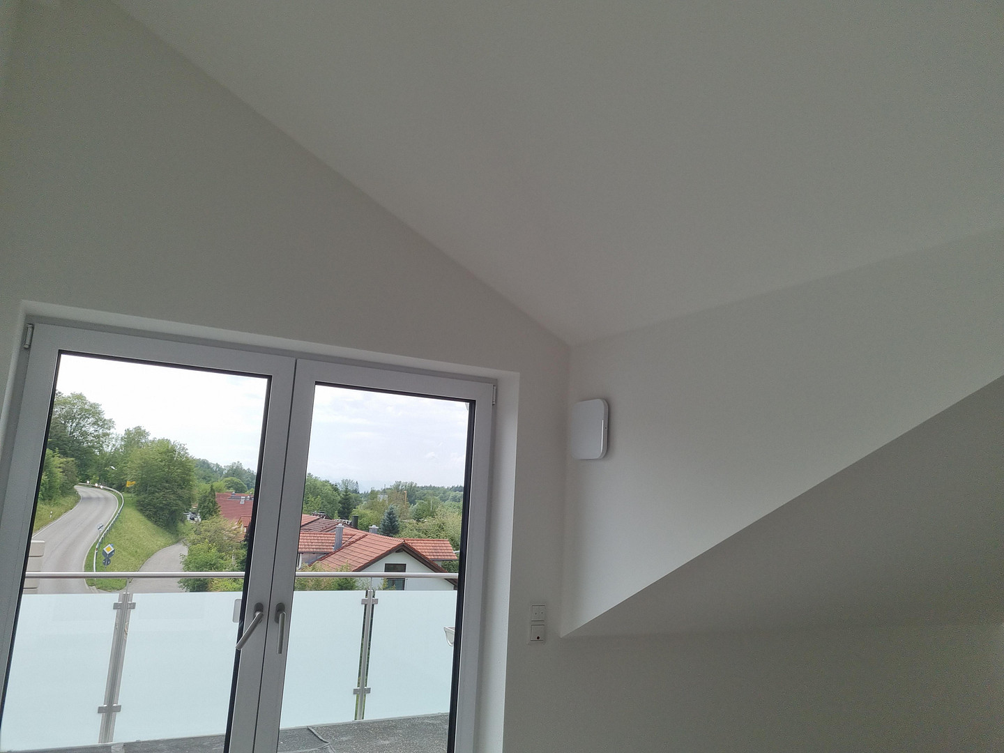 Erstbezug - großzügige bildschöne 3-Zi.-DG-Whg. mit Balkon u. Loggia in Grafing mit Traumblick – Rosenheimer Str. 31, 85567 Grafing(Grafing bei München) – Vorschaubild 7