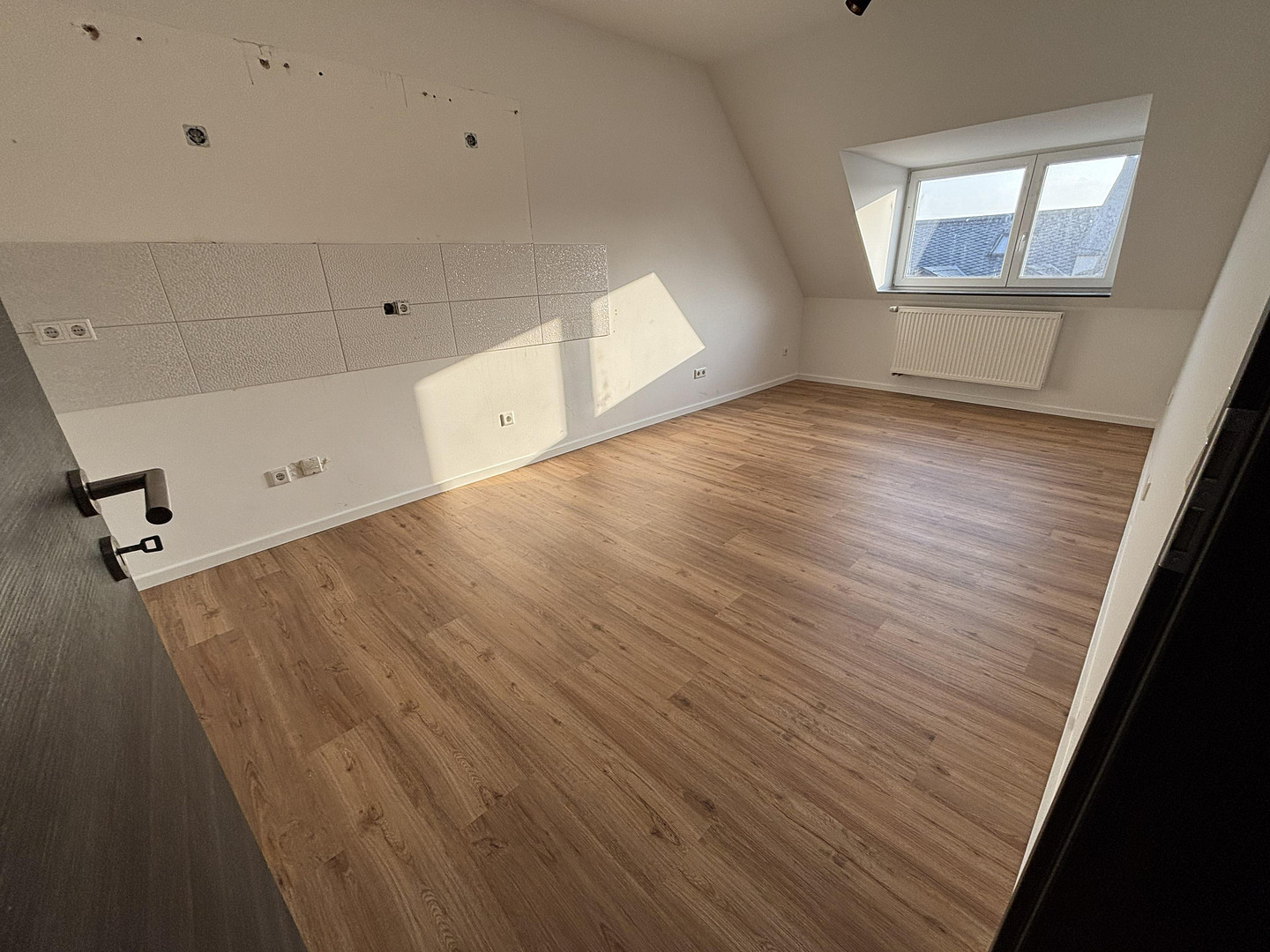 Renovierte 3 Zimmer in TOP Lage Wiesbaden Mitte – Wiesbaden – Vorschaubild 4