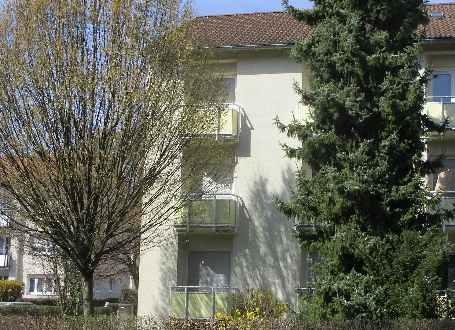 2,5-Zimmer mit EBK, Balkon, Tageslichtbad, Gästebad/WC und Abstellraum provisionsfrei – Stuttgart-Degerloch(Degerloch) – Vorschaubild 2