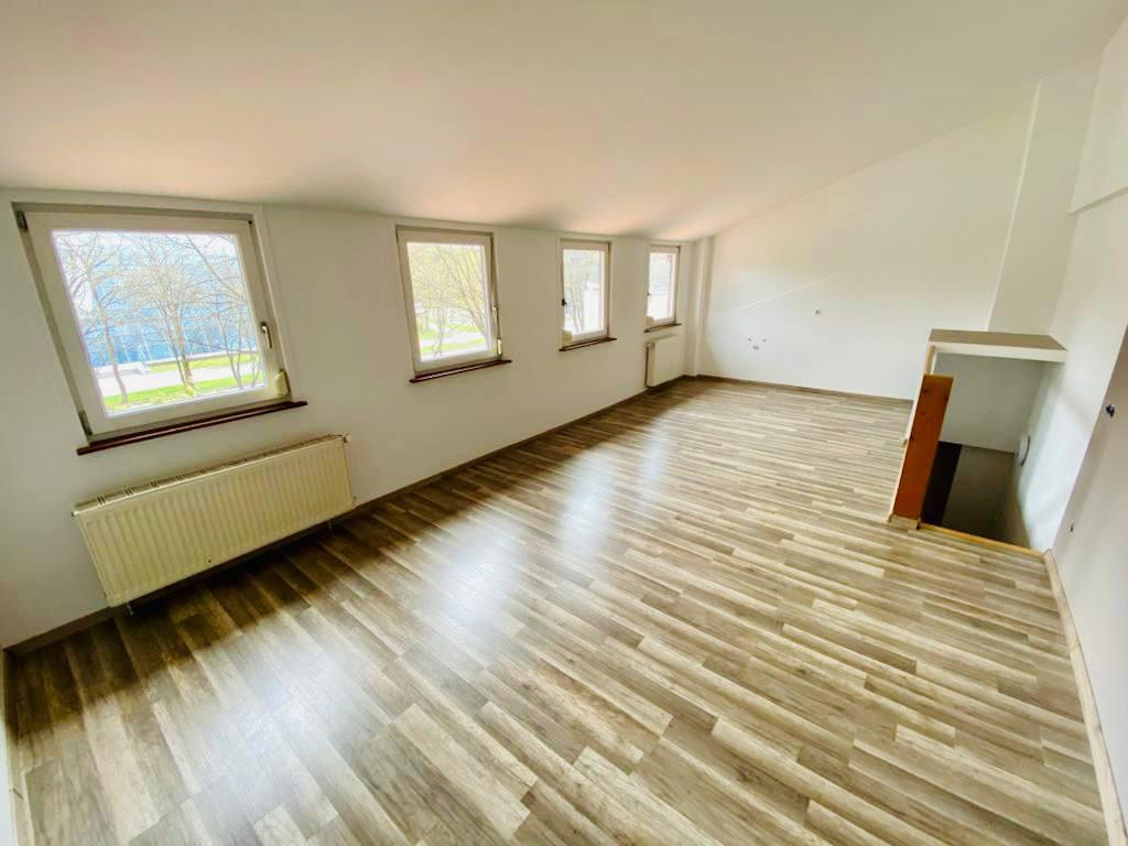 Teilmöbliertes Haus mit 55qm Garten in Schwabing – Leopoldstraße 217, 80807 München(Milbertshofen) – Vorschaubild 12
