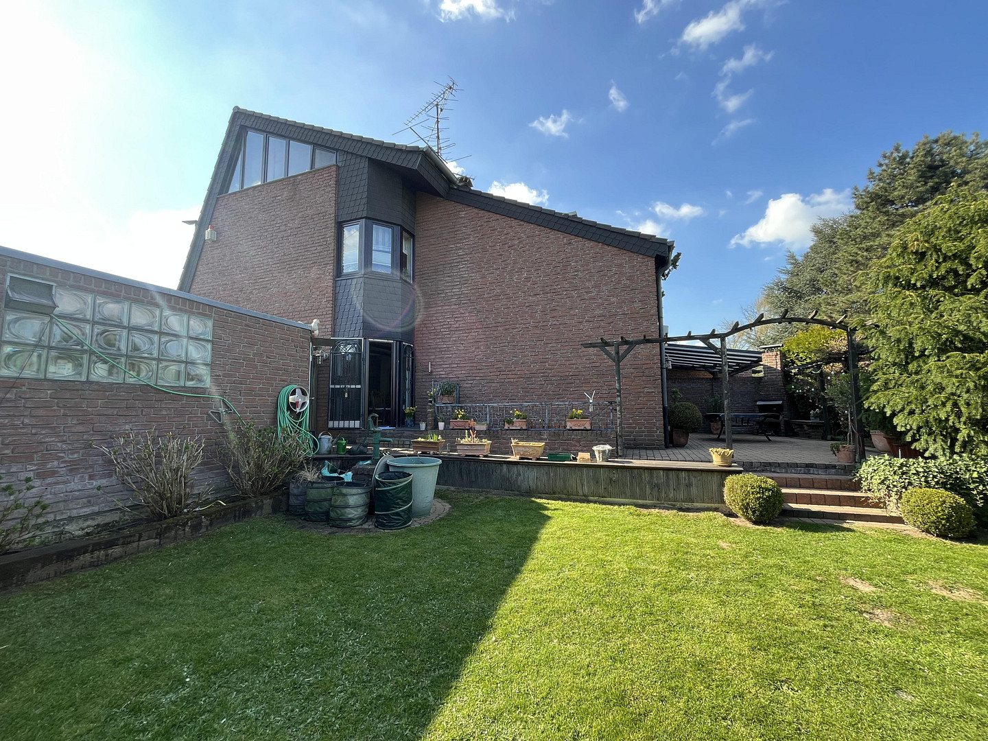Einfamilienhaus mit Doppelgarage und Garten in Duisburg Rumeln – Duisburg(Rumeln-Kaldenhausen) – Vorschaubild 24