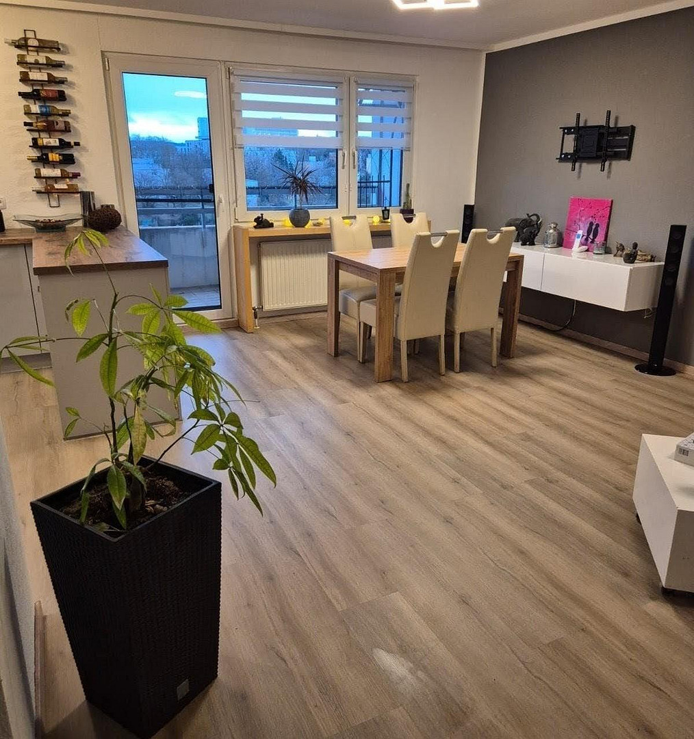 Sofort freie Wohnung mit Balkon, Aufzug & Stellplatz – provisionsfrei – Suttnerstraße 36, 70437 Stuttgart(Mühlhausen) – Vorschaubild 3