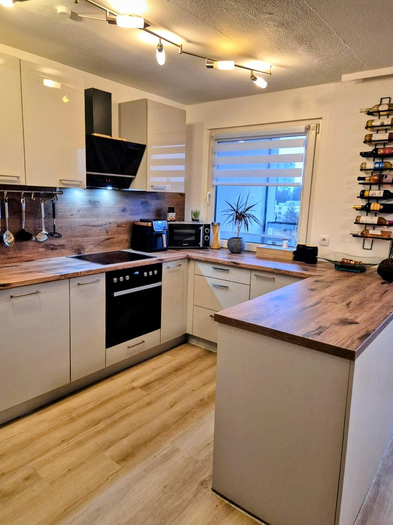 Sofort freie Wohnung mit Balkon, Aufzug & Stellplatz – provisionsfrei – Suttnerstraße 36, 70437 Stuttgart(Mühlhausen) – Vorschaubild 4