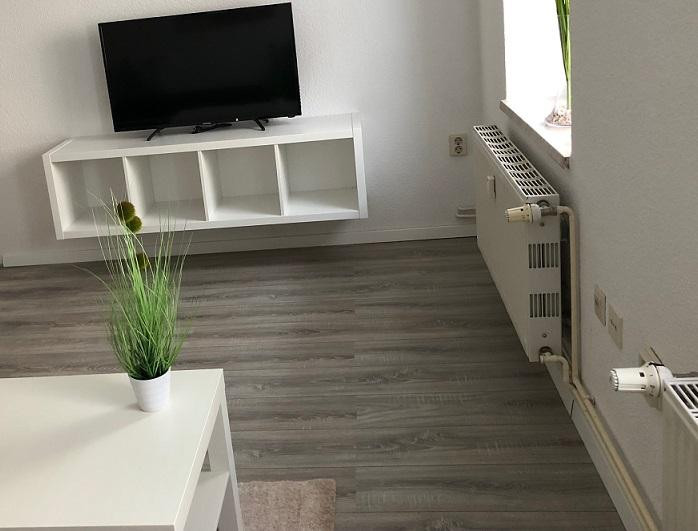 Komfortable möblierte Wohnung EG, “zentral und doch ruhig“ – Magdeburg(Fermersleben) – Vorschaubild 4