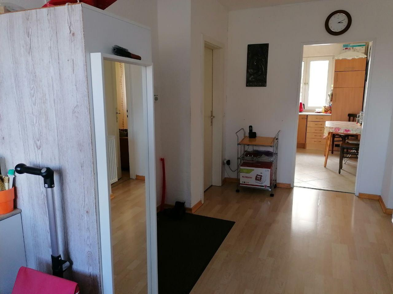 Degerloch-Haigst - Sonnige 2,5-Zimmer-Wohnung mit Balkon & Weitblick – Stuttgart(Degerloch) – Vorschaubild 3