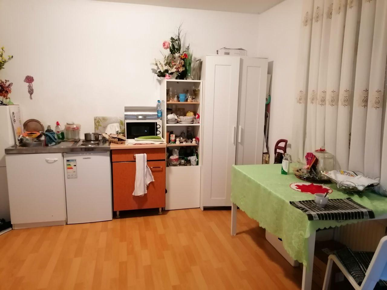 Gepflegte 2 Zimmer-Wohnung mit Stellplatz in Stuttgart-Bad Cannstatt – Stuttgart - Bad-Cannstatt(Bad Cannstatt) – Vorschaubild 2