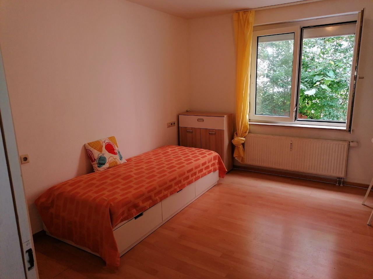 Gepflegte 2 Zimmer-Wohnung mit Stellplatz in Stuttgart-Bad Cannstatt – Stuttgart - Bad-Cannstatt(Bad Cannstatt) – Vorschaubild 4