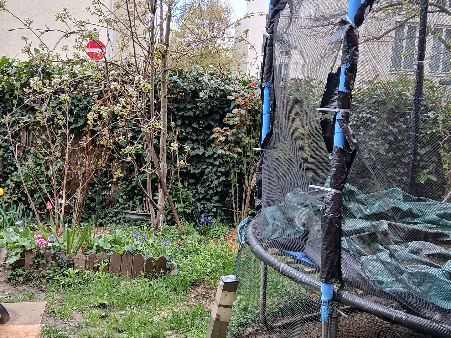 Ruhige Erdgeschosswohnung mit einmaligem Garten in zentraler Lage in der Unterwiehre – 79100 Freiburg(Wiehre) – Vorschaubild 12