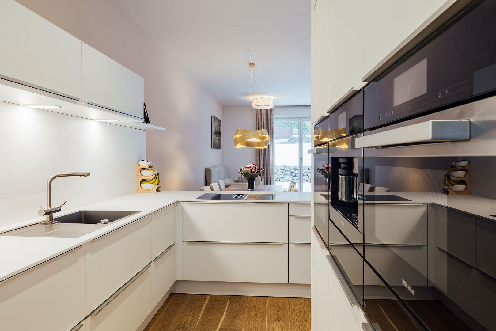 Architektonisches Townhouse auf parkähnlichen Grundstück – neuwertig, großzügig & familienfreundlich – Hamburg(Blankenese) – Vorschaubild 5