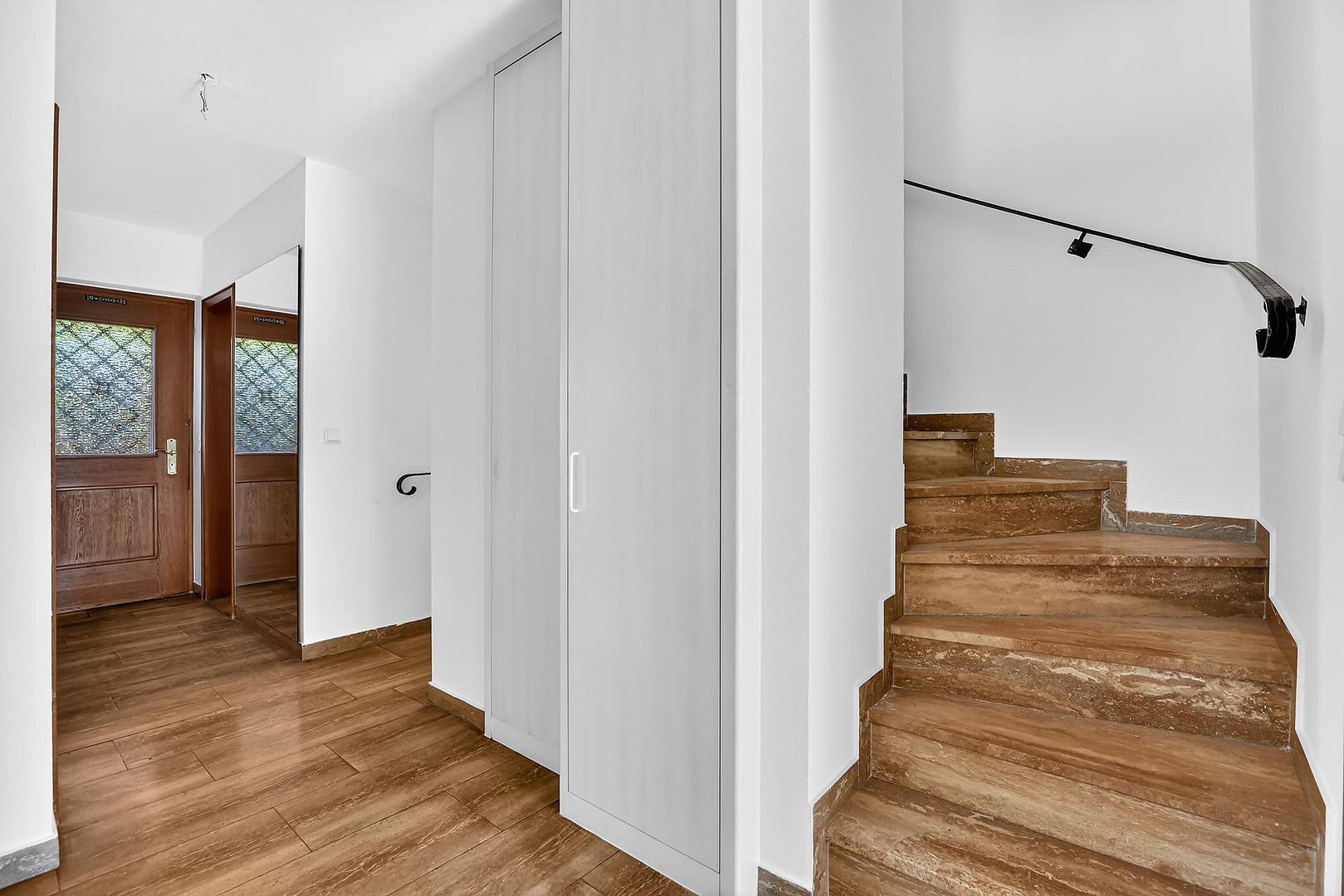 Sofort frei! Schöne Doppelhaushälfte in Gräfelfing mit Garage! – Maria-Eich-Str. 17a, 82166 Gräfelfing(Lochham) – Vorschaubild 15