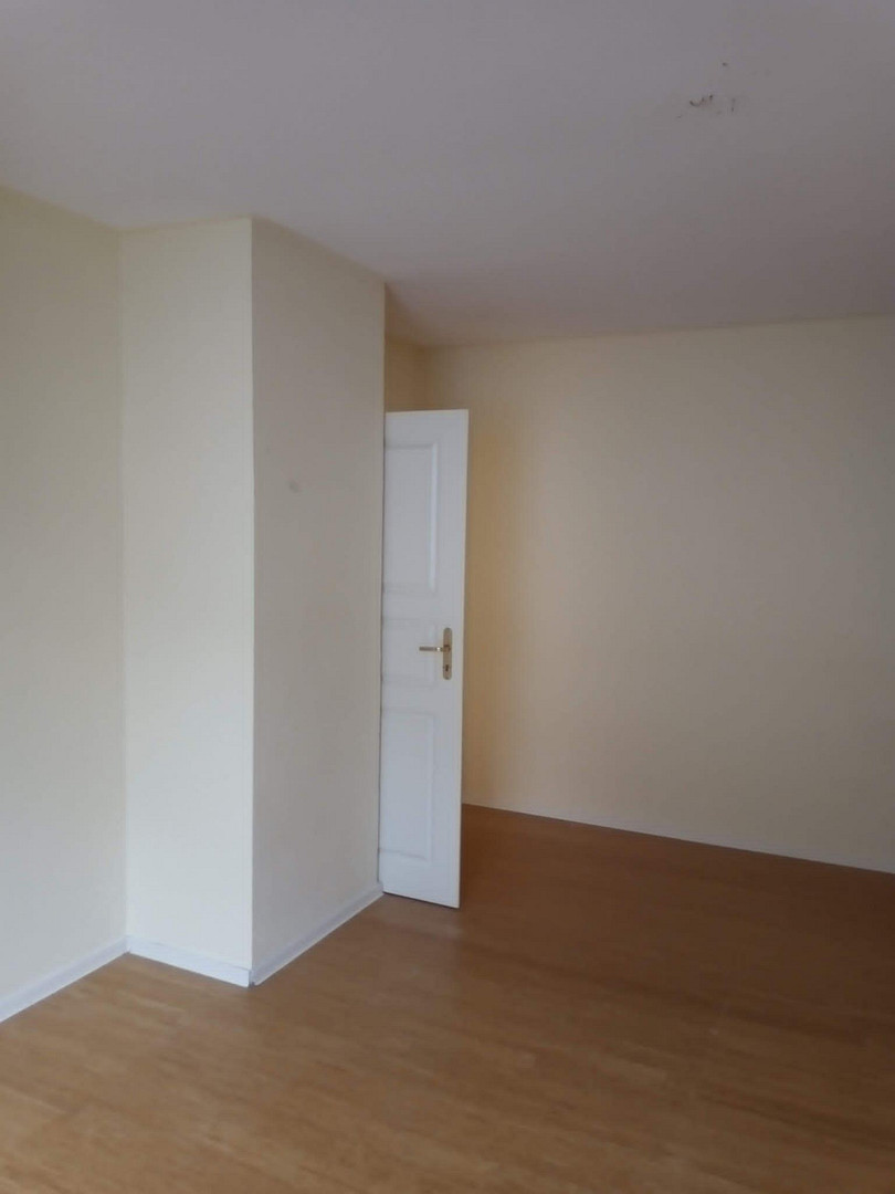 Helle, freundliche Dachgeschoß- Wohnung 2 ZKB – Göggingerstr 31, 86159 Augsburg(Antonsviertel) – Vorschaubild 7