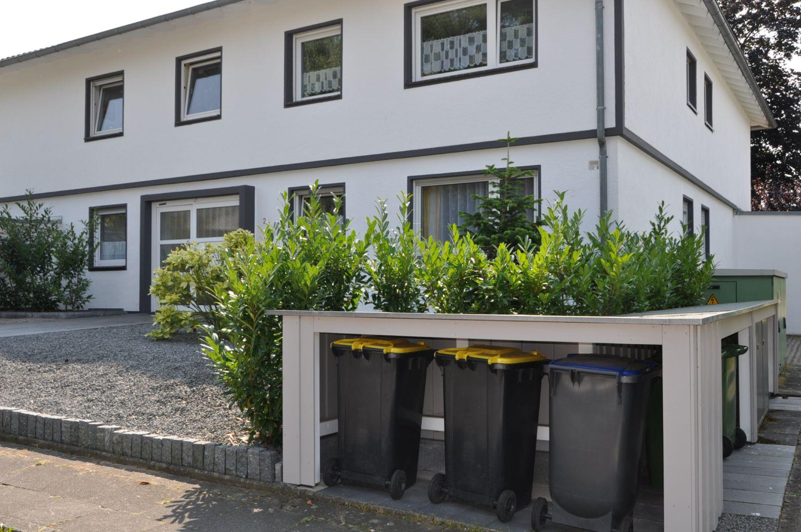 4 Zimmerwohnung mit ausgebautem Dachgeschoss incl. Garage in 4-Parteienhaus in Bonn-Lengsdorf – Bonn-Lengsdorf – Vorschaubild 2