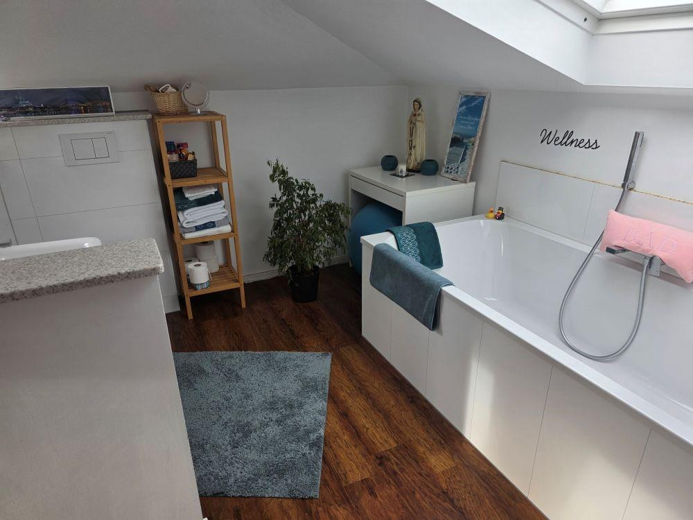 4 Zimmerwohnung mit ausgebautem Dachgeschoss incl. Garage in 4-Parteienhaus in Bonn-Lengsdorf – Bonn-Lengsdorf – Vorschaubild 13