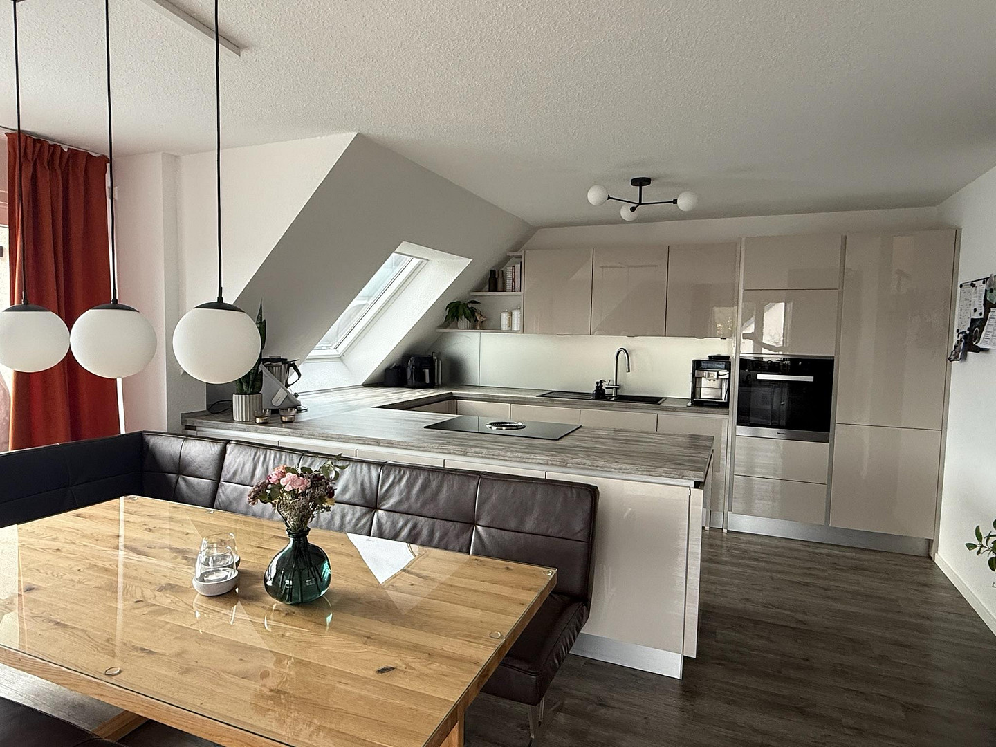 Moderne 4-Zimmer-Maisonettewohnung mit Südbalkon – Marbacher Straße 88, 70435 Stuttgart(Zuffenhausen) – Vorschaubild 5