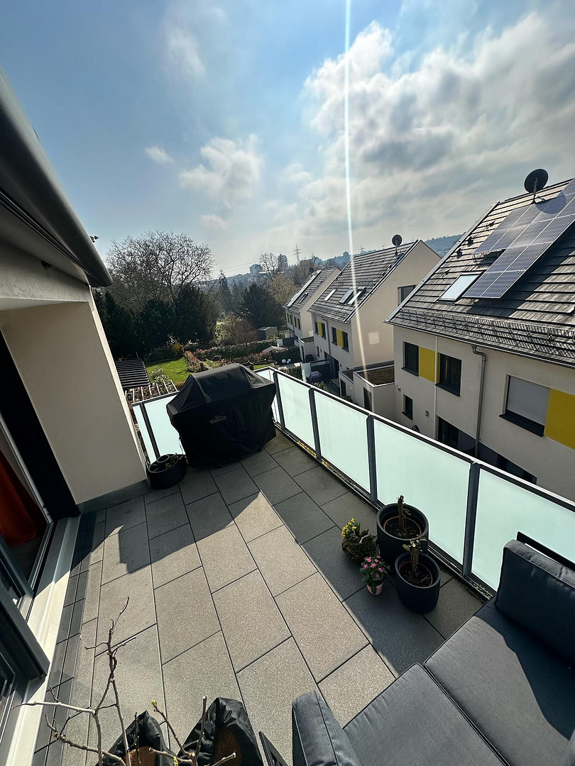 Moderne 4-Zimmer-Maisonettewohnung mit Südbalkon – Marbacher Straße 88, 70435 Stuttgart(Zuffenhausen) – Vorschaubild 3