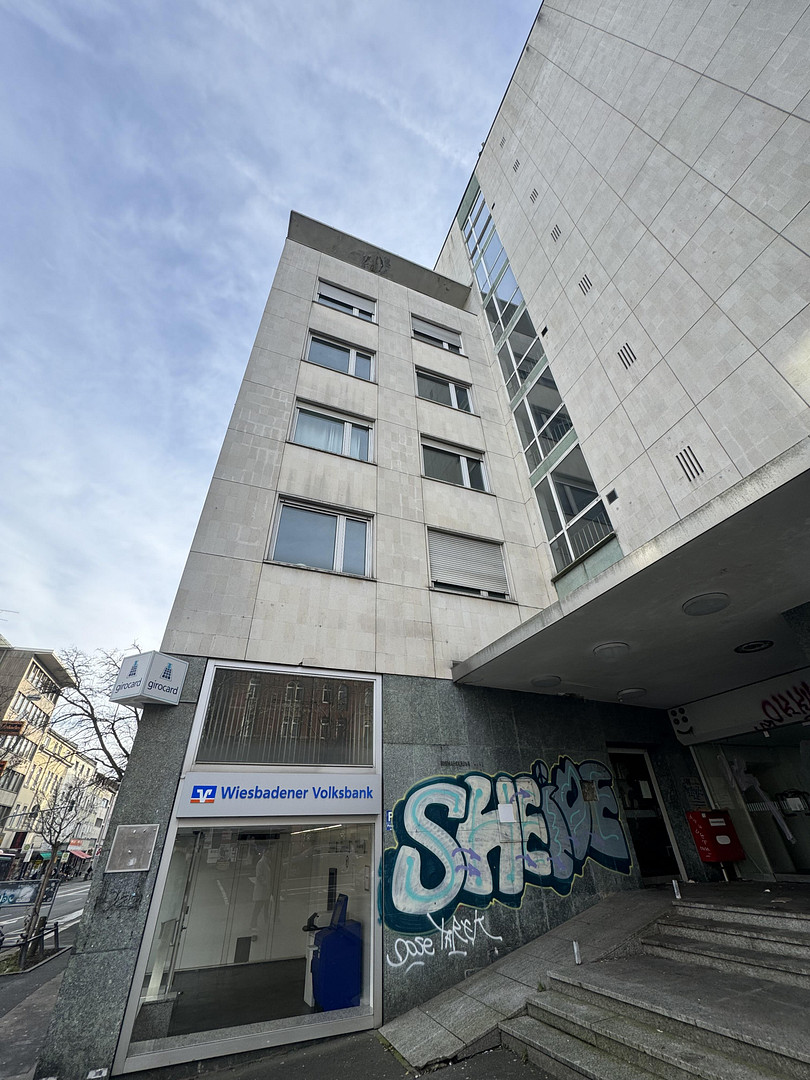 Von PRIVAT ! In Wiesbaden: Leerstand-Sanierungsobjekt direkt am Campus – PROVISIONSFREI – Bismarckring 21-23, 65183 Wiesbaden – Vorschaubild 9