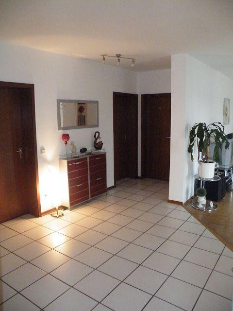 Mehr als vier Wände – Dein neues Zuhause in Köln-Wahn. Wo Großstadtleben auf Lebensqualität trifft – Frankfurter Str. 214, 51147 Köln(Wahn) – Vorschaubild 3