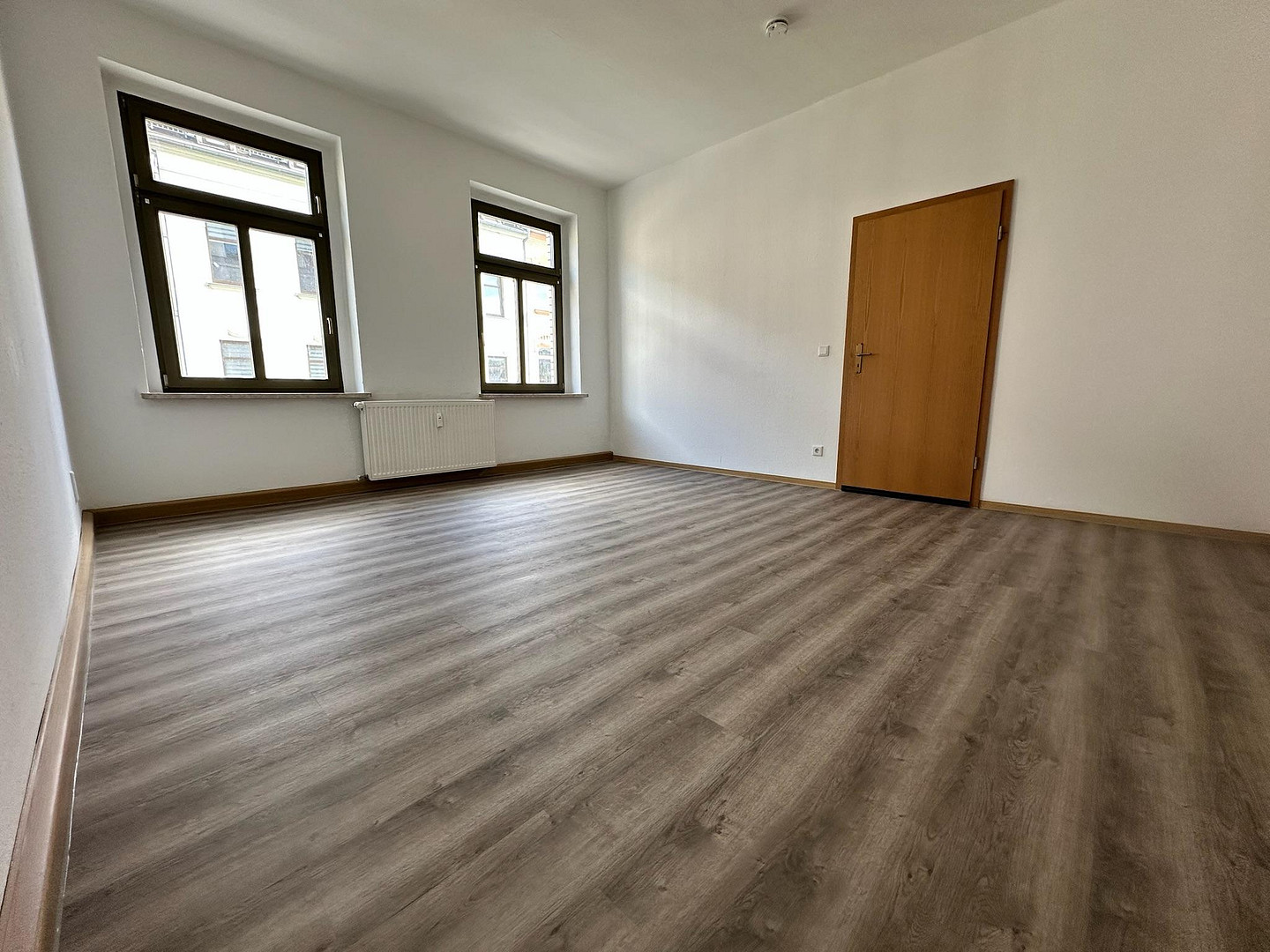 Ihr neues Zuhause im Gründerzeithaus - helle 2-Raum-Wohnung in bester Meeraner Lage – Rudolf-Breitscheid-Straße 24, 8393 Meerane – Vorschaubild 5