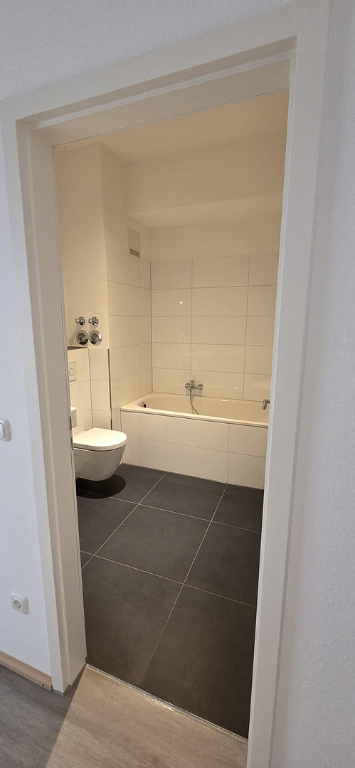 Stilvolle Split-Level-Loftwohnung mit Garten in sanierter Fabrik mit TG Stellplatz – 40489 Düsseldorf(Angermund) – Vorschaubild 20