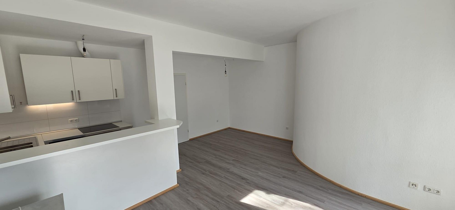 Stilvolle Split-Level-Loftwohnung mit Garten in sanierter Fabrik mit TG Stellplatz – 40489 Düsseldorf(Angermund) – Vorschaubild 13