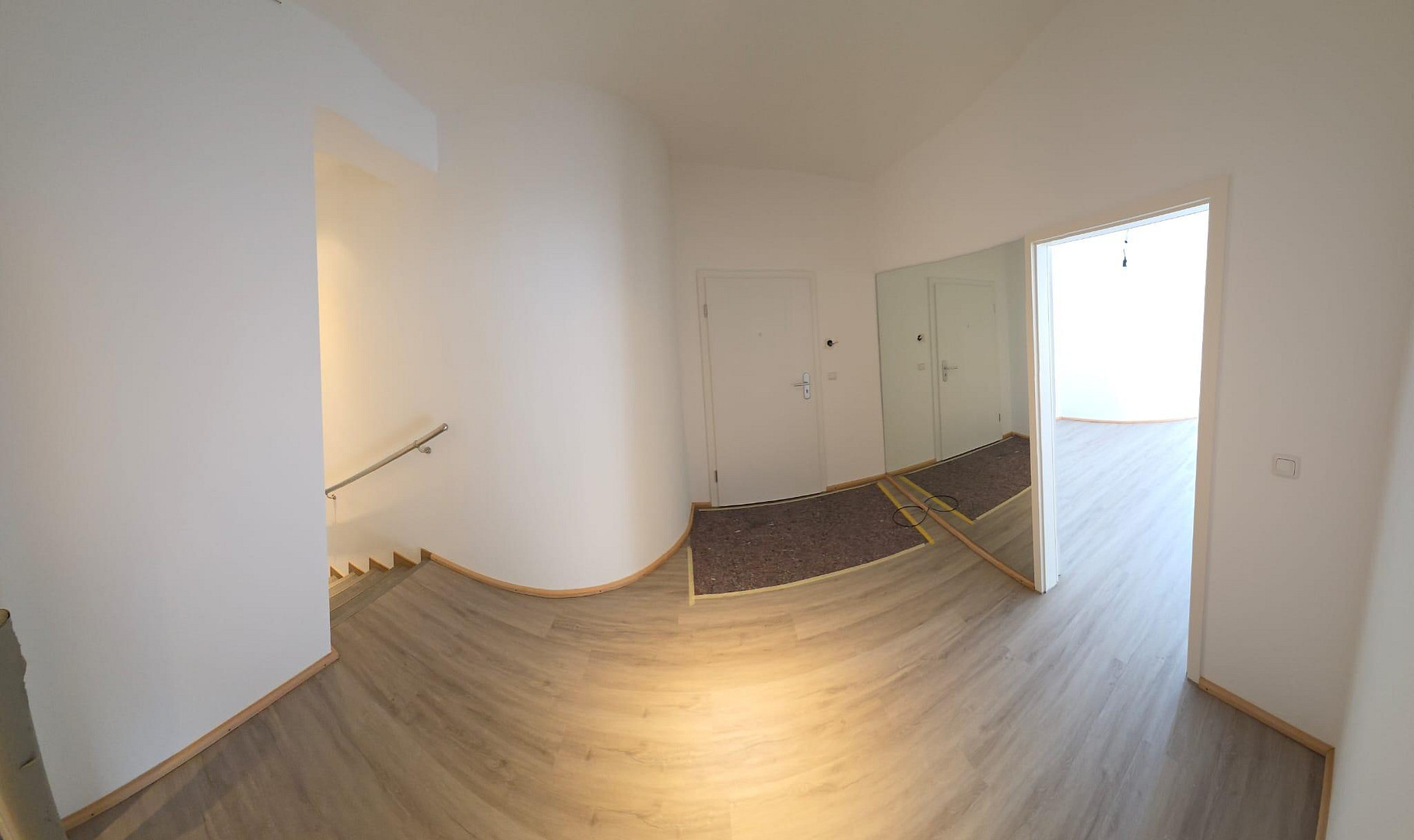 Stilvolle Split-Level-Loftwohnung mit Garten in sanierter Fabrik mit TG Stellplatz – 40489 Düsseldorf(Angermund) – Vorschaubild 6