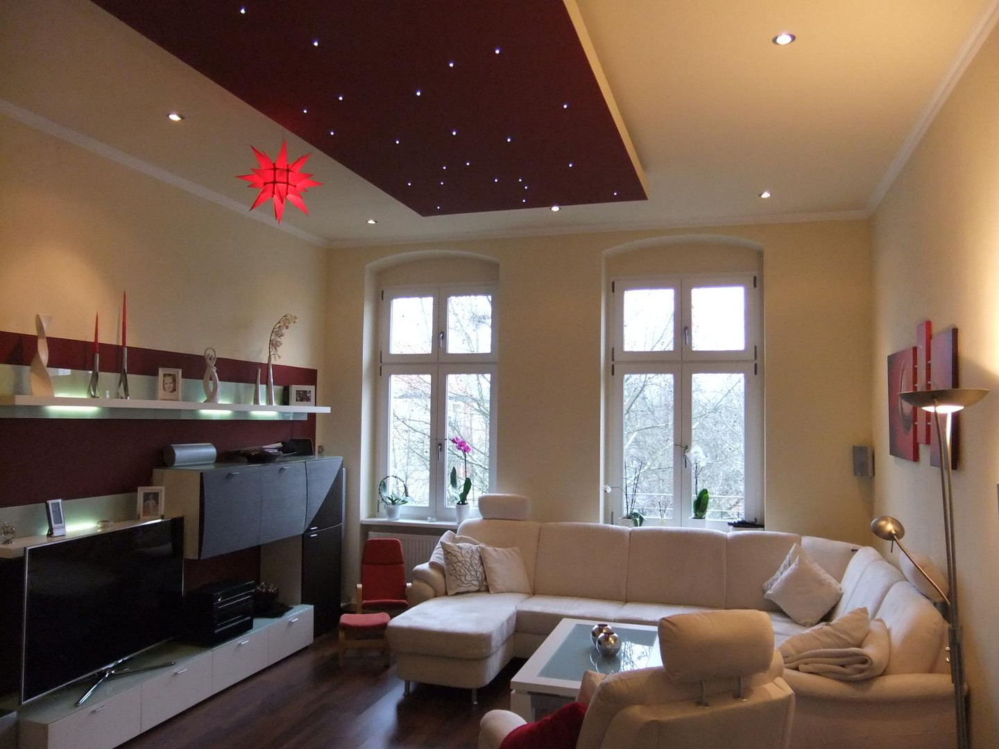 Charmante Altbauwohnung mit großzügigem Hof, Gartenidylle und gewachsener Hausgemeinschaft – Treskowallee 56, 10318 Berlin(Karlshorst) – Vorschaubild 2