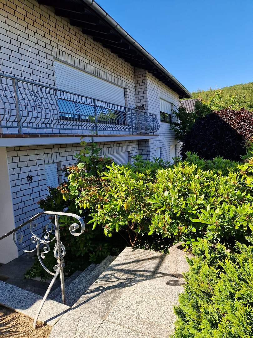 Großzügiges Einfamilienhaus mit Einliegerwohnung in toller Lage -keine Maklergebühr- – Mengerskirchen-Dillhausen(Dillhausen) – Vorschaubild 5