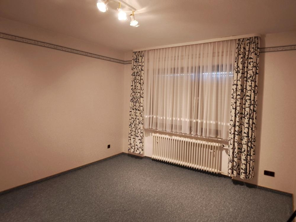 Großzügiges Einfamilienhaus mit Einliegerwohnung in toller Lage -keine Maklergebühr- – Mengerskirchen-Dillhausen(Dillhausen) – Vorschaubild 29