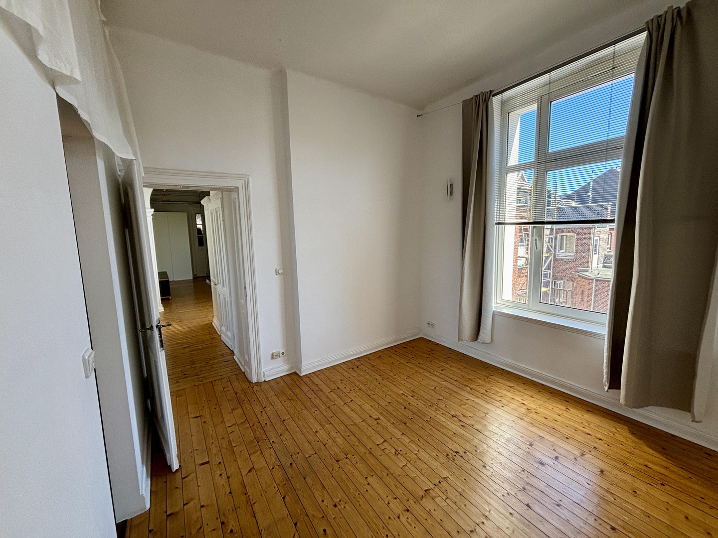 Altbau-Charme pur: 4-Zimmer-Wohnung mit Dielenboden & Stuckdecken – Bismarckstr. 94, 52066 Aachen – Vorschaubild 22