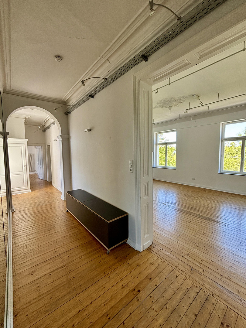 Altbau-Charme pur: 4-Zimmer-Wohnung mit Dielenboden & Stuckdecken – Bismarckstr. 94, 52066 Aachen – Vorschaubild 6