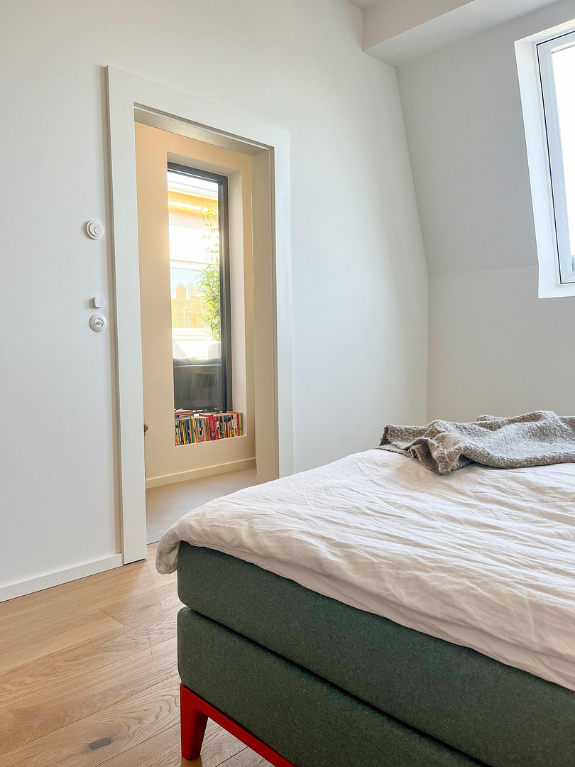 Ruhiges Dachgeschoss mit Terrasse & Kamin. Flexibel nutzbar, provisionsfrei – Corinthstr. 28, 10245 Berlin(Friedrichshain) – Vorschaubild 9