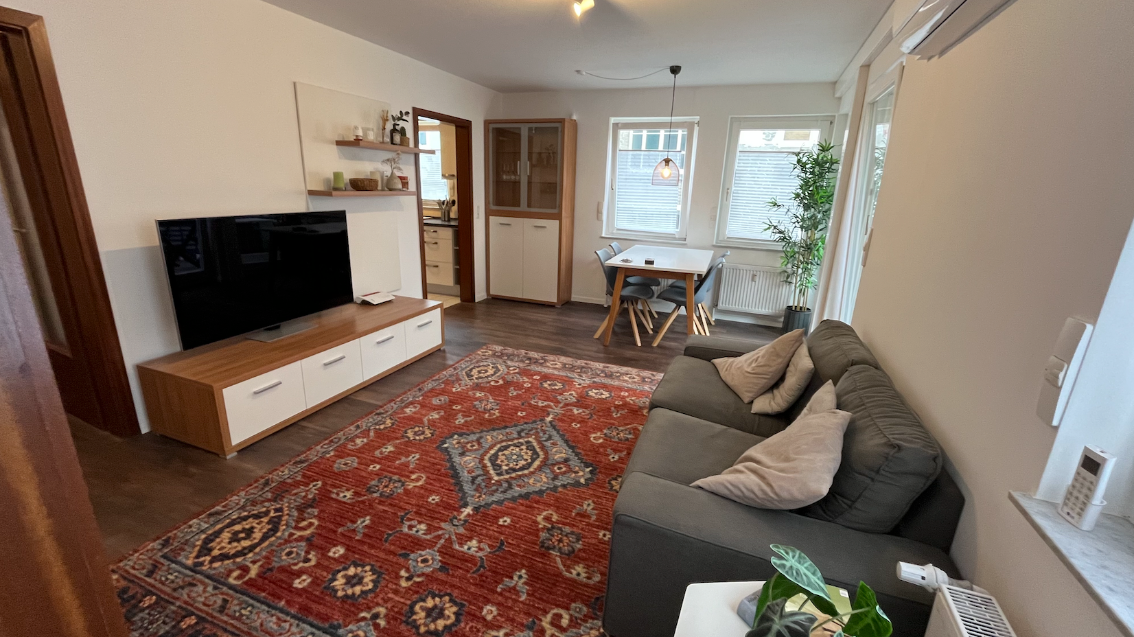 Möblierte 3 Zimmer Wohnung in Stuttgart-Süd – Im Lerchenrain 6, 70199 Stuttgart(Süd) – Vorschaubild 3