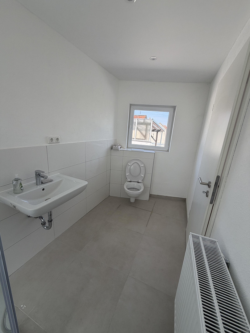 renoviertes Haus 4 Zimmer Küche Bad mit Hof und Garage Worms Abenheim – Saalgasse 2, 67550 Worms(Abenheim) – Vorschaubild 13