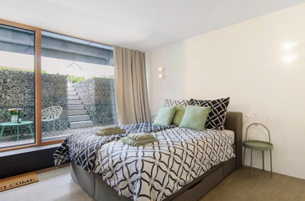 Extravagantes Designer-Haus im Schweizer Chaletstil – Bodensee-Panorama inklusive - Provisionsfrei – Zum Schierenberg 23, 78337 Öhningen-Wangen(Wangen) – Vorschaubild 25