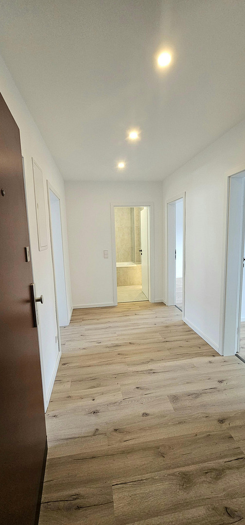 Sanierte Eigentumswohnung 3 Zimmer am Klieversberg im 1. OG – Wolfsburg – Vorschaubild 2