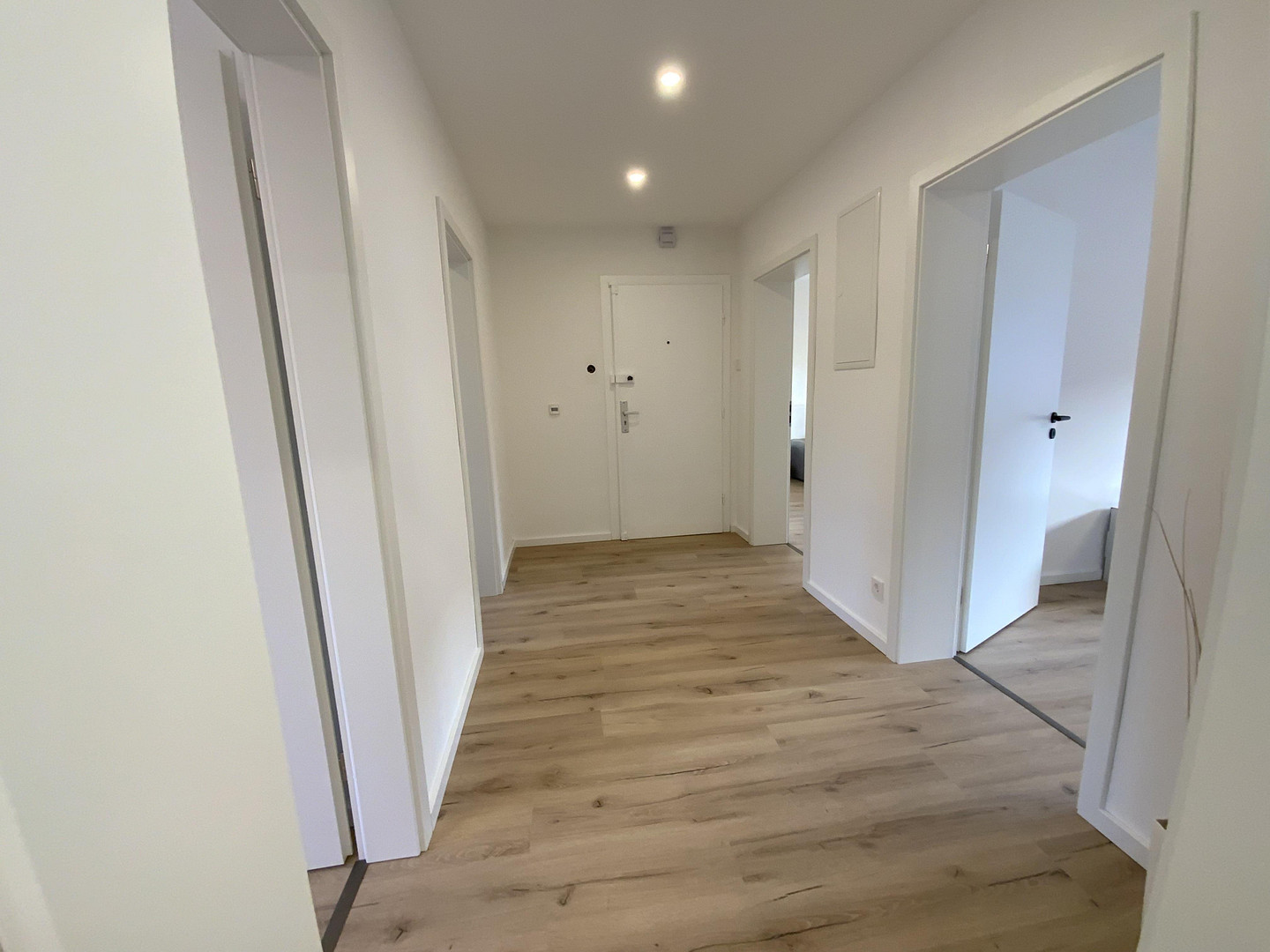 Sanierte Eigentumswohnung 3 Zimmer am Klieversberg im 1. OG – Wolfsburg – Vorschaubild 13