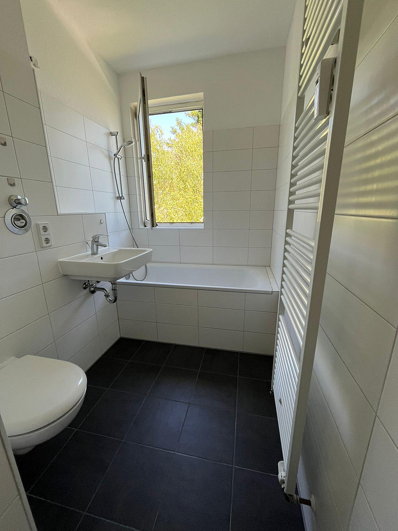 Ideale Balance zwischen Stadt und Natur: Bezugsfertige 2-Zimmer-Wohnung mit Südbalkon in Mariendorf – Berlin Mariendorf(Mariendorf) – Vorschaubild 10