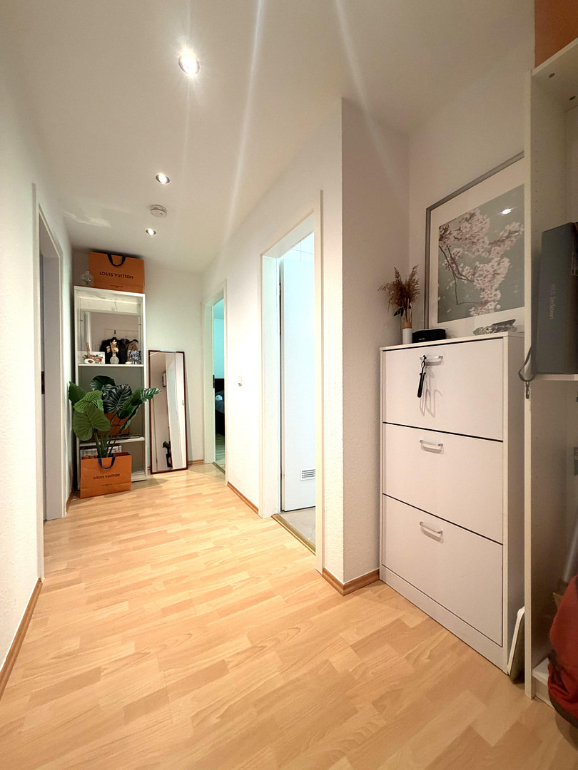 Top Wohnung Balkon EBK Unterbachersee! – Rathelbeckstrasse 350, 40627 Düsseldorf(Unterbach) – Vorschaubild 3